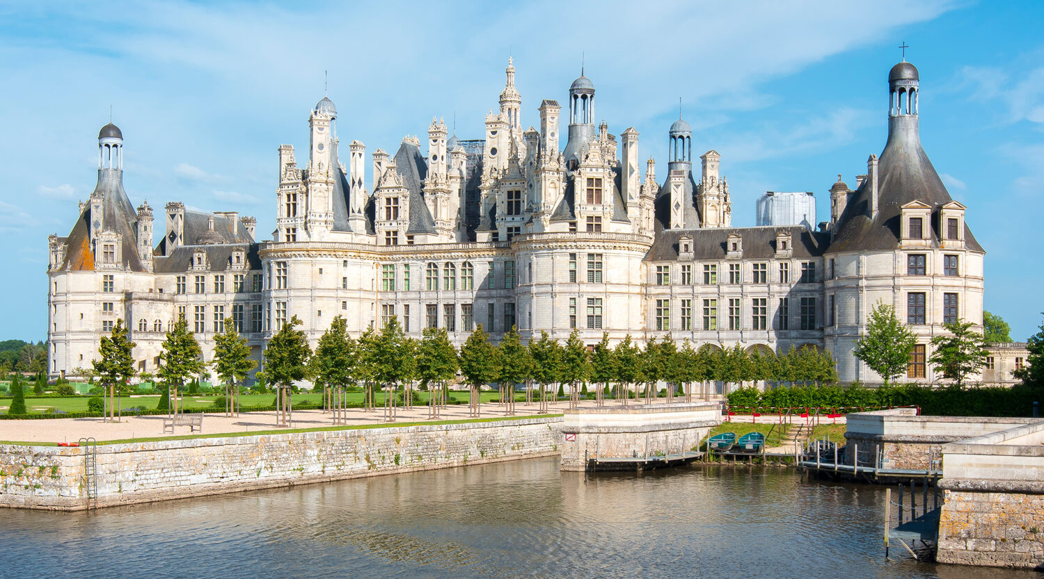 façade de l'Auberge du Grand Dauphin